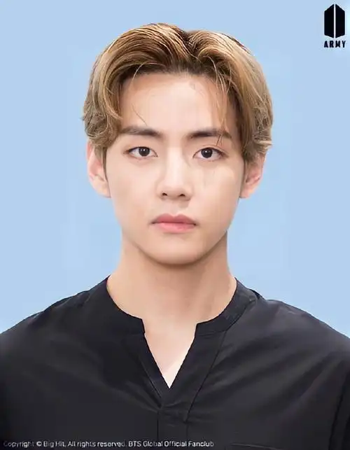 金泰亨超话95#金泰亨魅力宝藏#证件照 16615呜呜全露额头真的