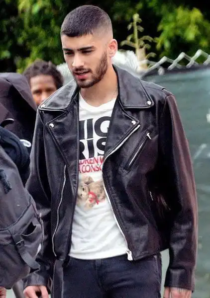 男生留寸头好看吗(板寸头发型图片) - 看百科