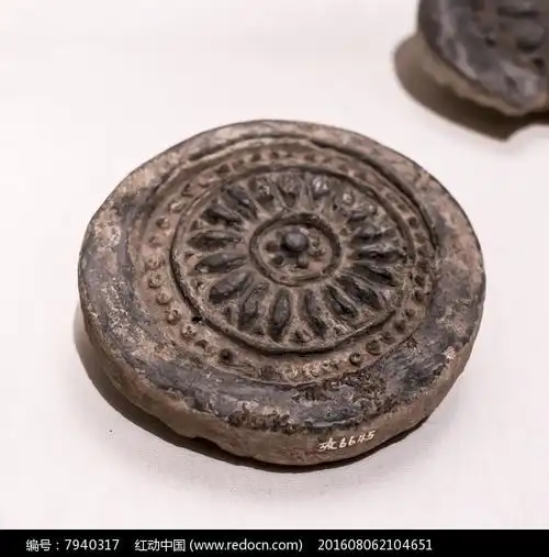 莲花纹圆形瓦当