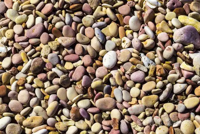 在海滩上的小石子