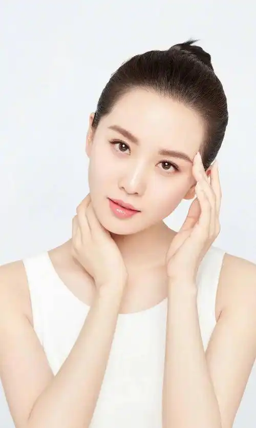 影视明星刘诗诗写真合集:气质迷人,靓丽甜美!