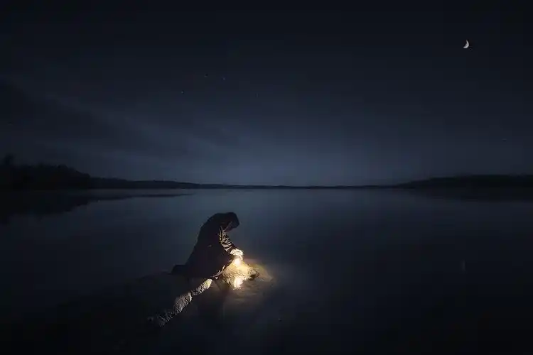 芬兰摄影师mika suutari摄影作品:孤独世界每个人内心深处都有一个