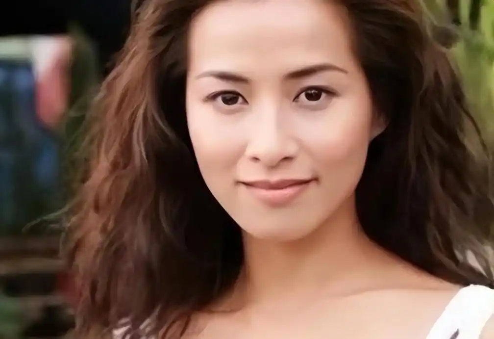 曾拍成人三级片!香港女星麦家琪复出拍戏,状态冻龄像少女一样!