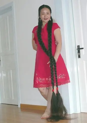 沈淑香的美丽大辫子3