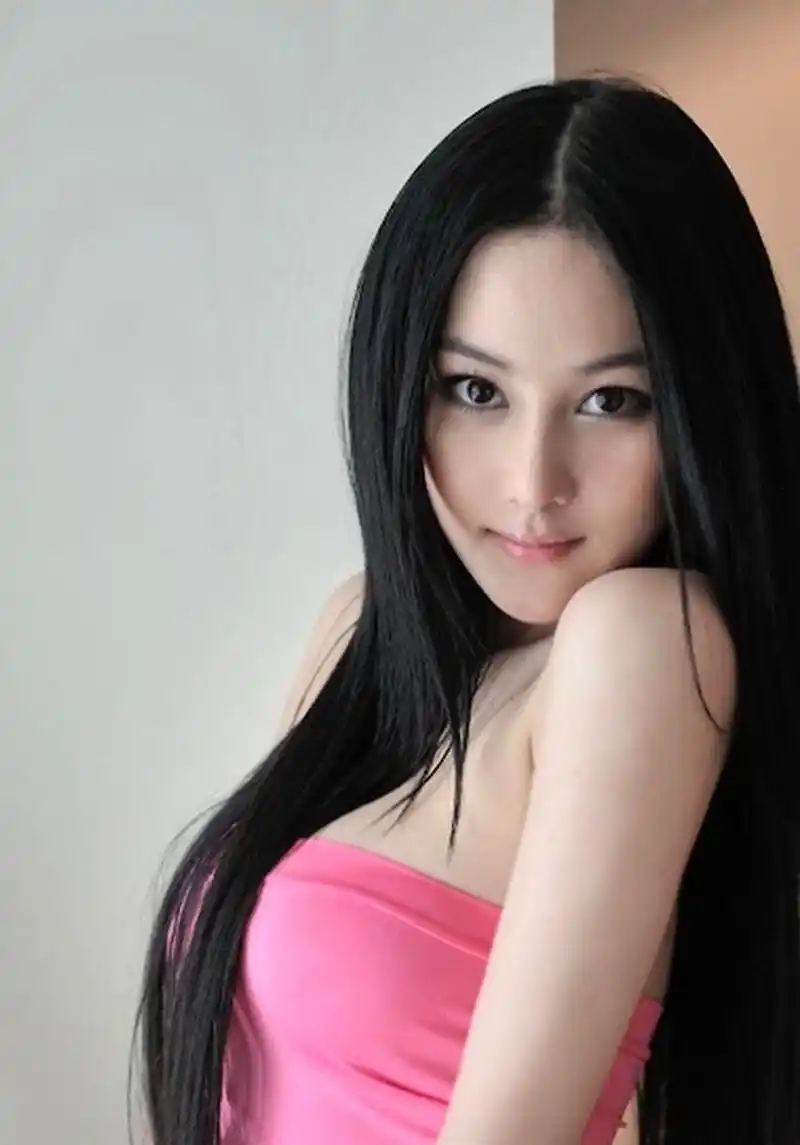 张馨予 早期性感写真大片[爱你]