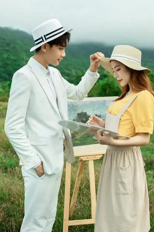 治愈系婚纱照宫崎骏日系漫画风