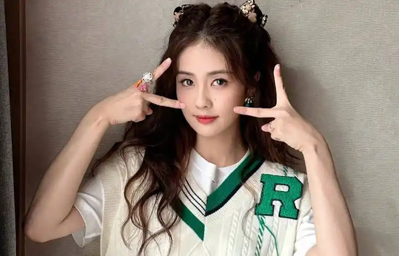 原创22年明星代言:白鹿新增数量最多,肖战商圈声音出众_肖恩_流量