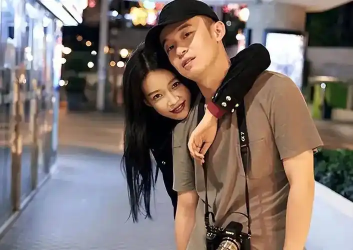 孙怡离婚被善待消费王京花获谅解女儿成团宠董子健恨不起来