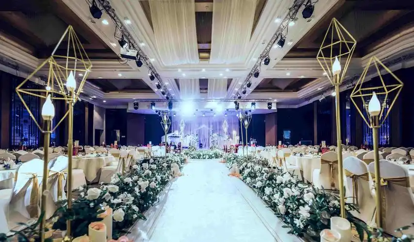 桂林婚庆公司入酒店收不收入场费婚宴场地布置需要注意的细节
