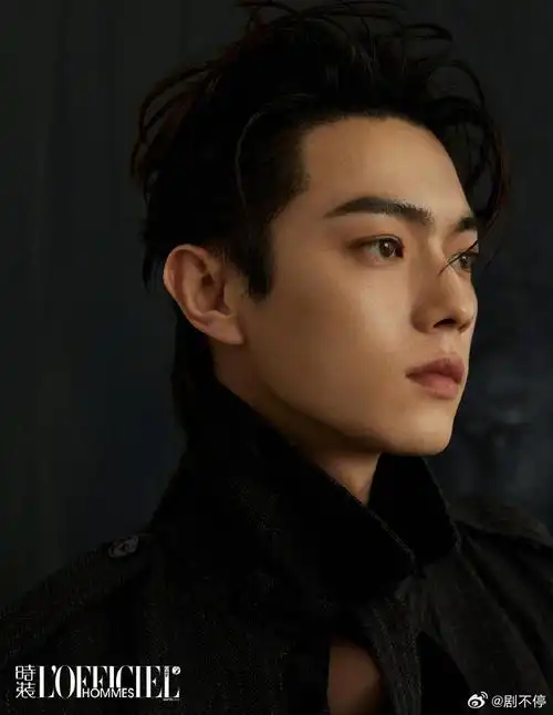 不得不说许凯真的好帅,《你比星光美丽》今晚开播,许凯与你不见不散!