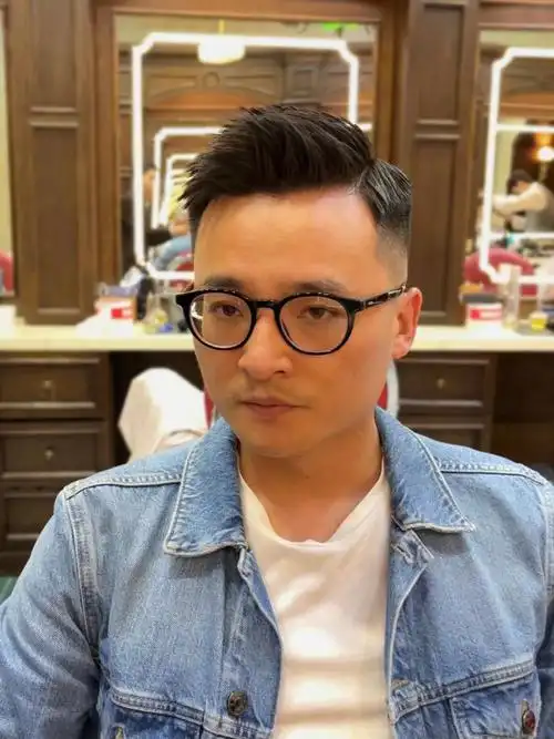 男士短发怎么剪才高级