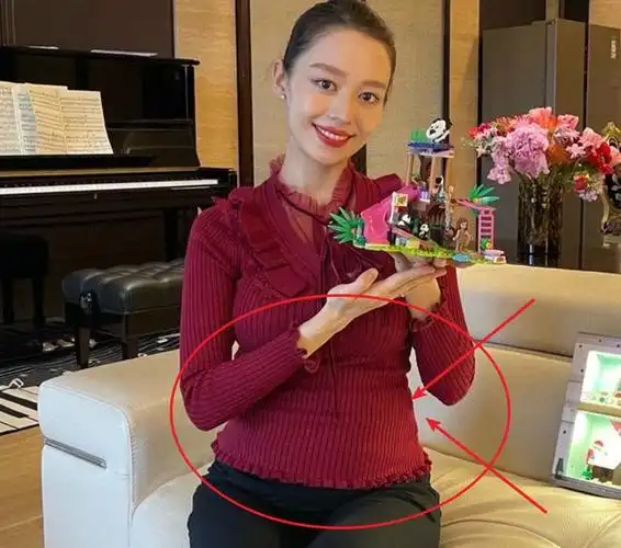 郎朗老婆晒孕照,穿紧身衣看不出肚子,可孕期妆容太浓引网友怒骂|吉娜