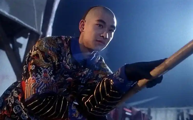 功夫:赵文卓之九门提督,通背拳力压李连杰的无影手_哔哩哔哩_bilibili