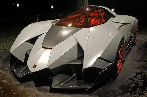 全球最贵的四款车,特别最后一款,掉块漆都能买套房