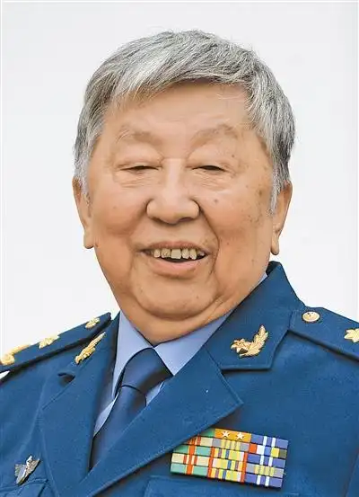 信仰长歌:著名艺术家阎肃的艺术人生