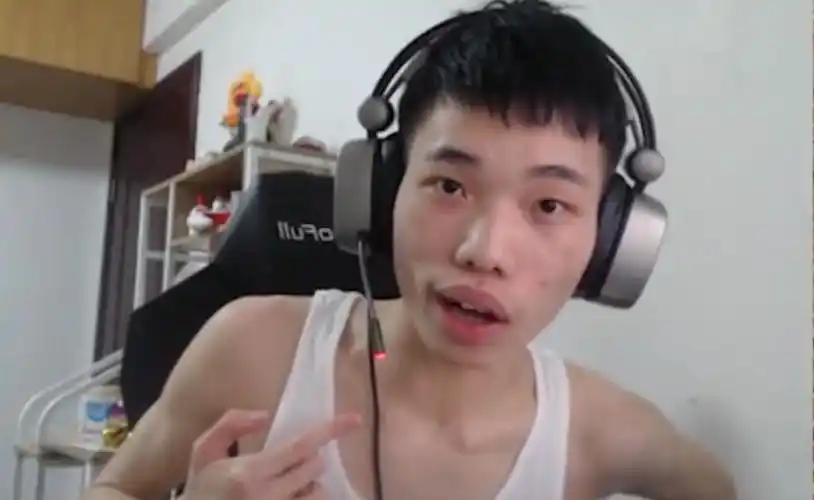 和平精英鲨鱼vs难言!50v50终极对决谁能赢?_腾讯新闻