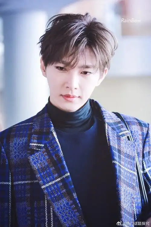 据台媒7月3日报道,艺人炎亚纶被控拍摄持有少年私密视频,士林地方法院