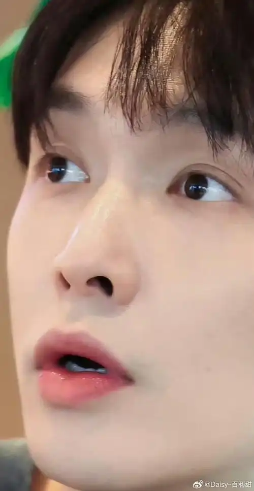 茅台文旅代言人张艺兴##张艺兴开启京东心动购物季首秀##京东潮流