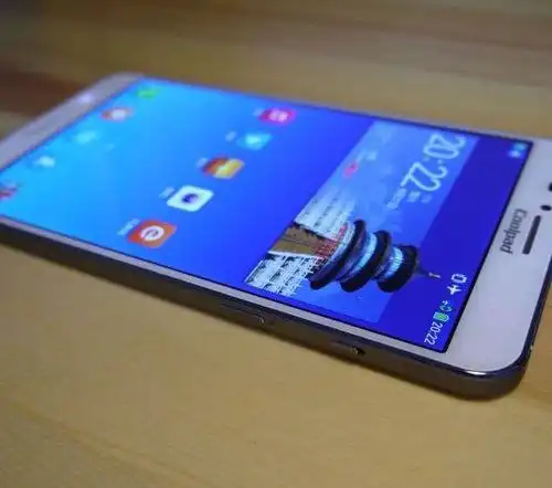 酷派大神9976a,7寸平板手机,联通3g双卡双待,95新 - 500元