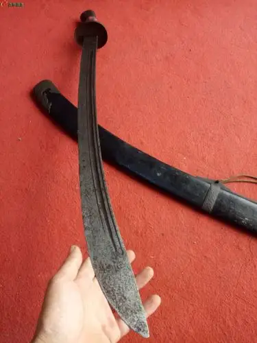 收藏级别的清代牛尾官刀