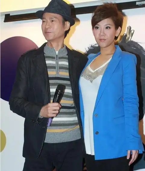 郑欣宜称坚决不减肥 指郑少秋不懂表达感情