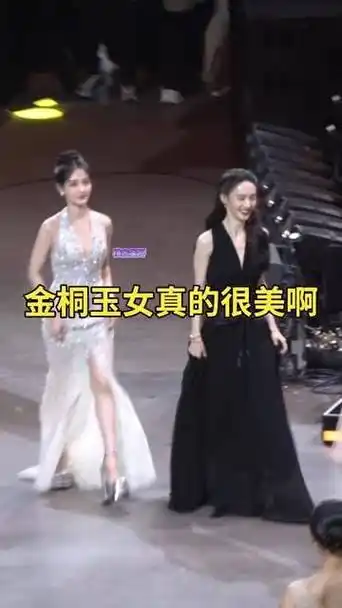 金晨和李一桐真是美翻了