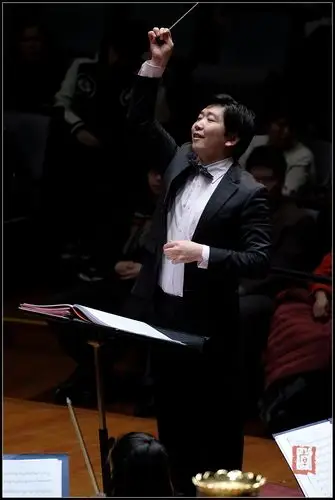 中国爱乐乐团常任指挥夏小汤