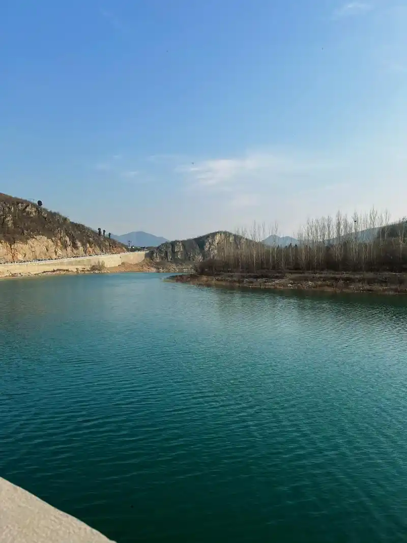 林州万泉湖免费游览攻略  春节期间面对全国免门票  来这里 奔赴一场