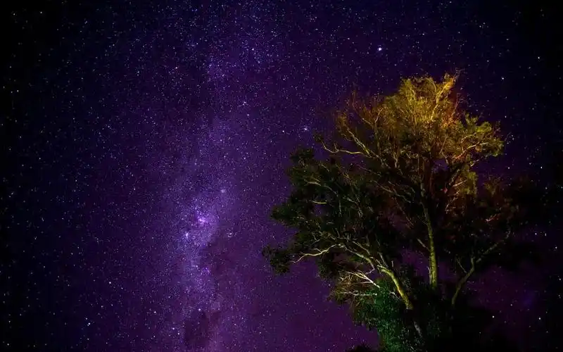 夜晚璀璨星空图片1600x1200分辨率查看