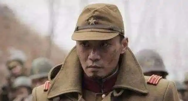 日本军队中大佐,相当于我国什么级别军衔?难怪日军人人抢着做