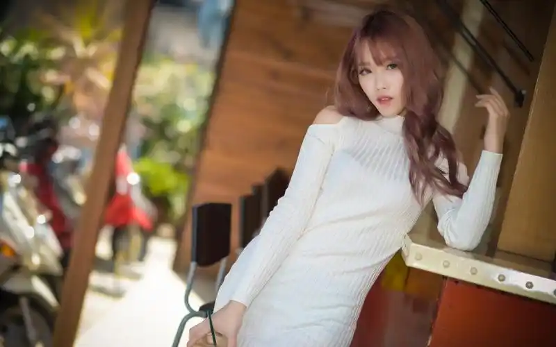 2560x1600白色的毛衣女孩,亚洲人 壁纸, 图片