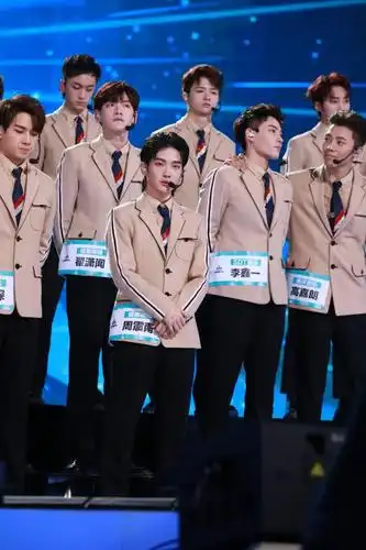 在上周六,腾讯推出的大型选秀综艺《创造营2019》选择在端午假期收官.