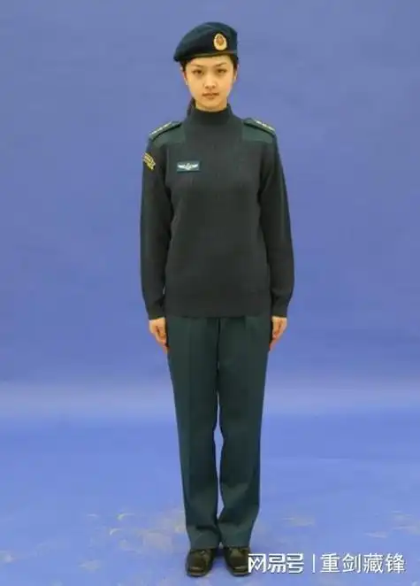 21式作业服为何不适合中国军官太瘦太胖穿着都难看