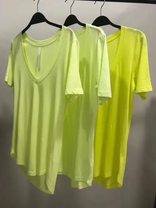 绿色粉色小众设计t恤