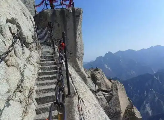华山长空栈道