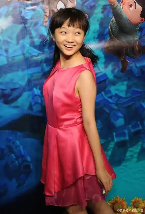 当初那个在奥运会上"假唱"的红衣女孩林妙可,现在怎么样了