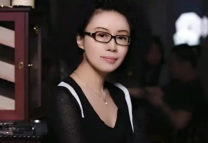 作家朱文颖:人时已尽,人世很长