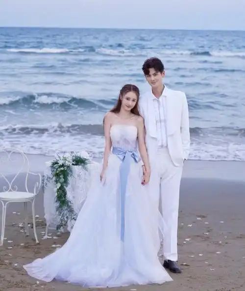 伴郎团是想要邀请何润东与辰亦儒担任,可后来意识到他们二人已经结婚