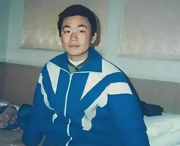 前有马蓉6000万,后有冯清188万:王宝强再次"遇人不淑"_徐峥_电影_前妻