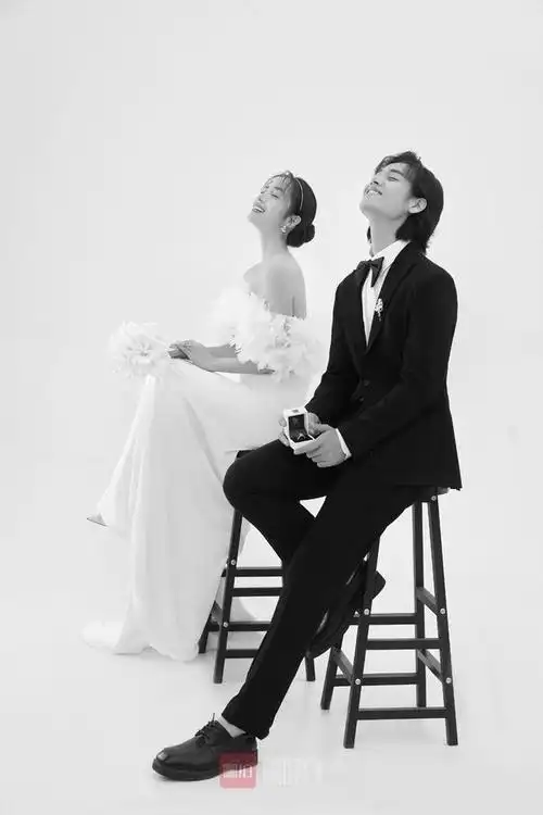 黑白婚纱照,打破常规的视觉盛宴,新娘or新郎敢挑战吗?
