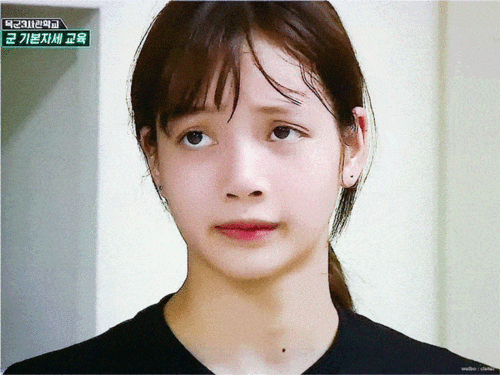 lisa素颜秒变"萨瓦迪卡",高级欧美妆容才是她的本体吧?