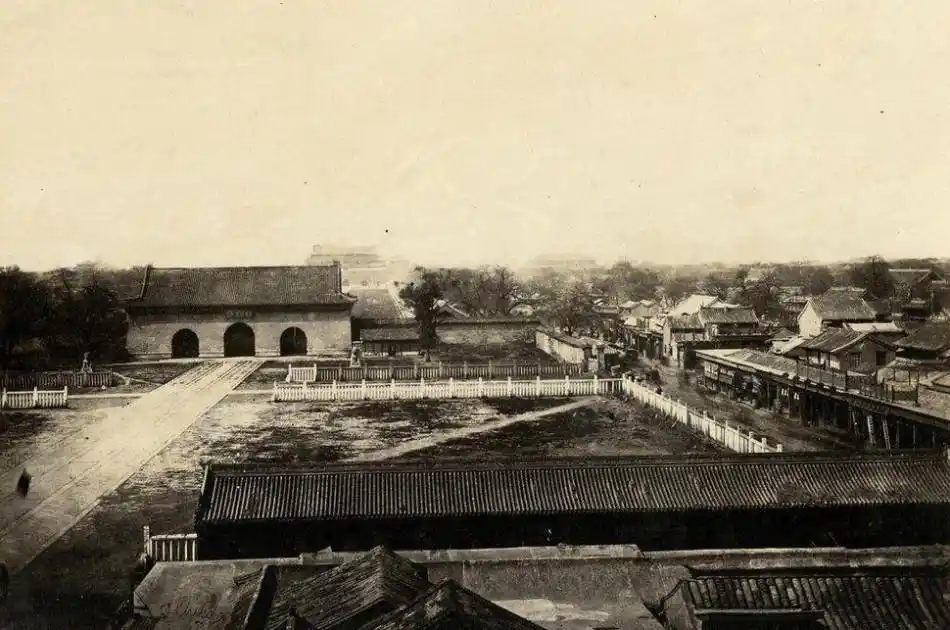 这里是北京:老照片追忆140年前