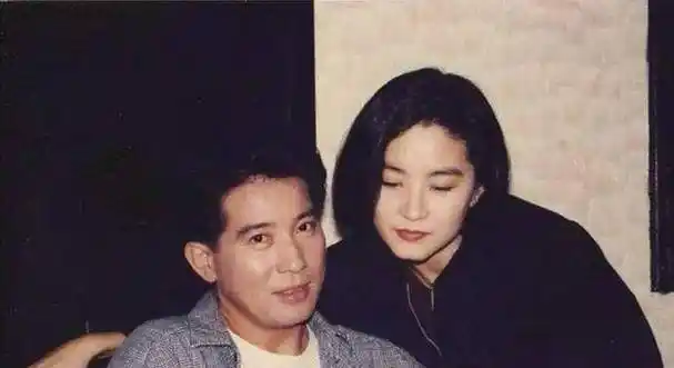 爸爸与林青霞纠缠20年,他现在未婚却有一个2岁的女儿_邵乔茵_孙国豪