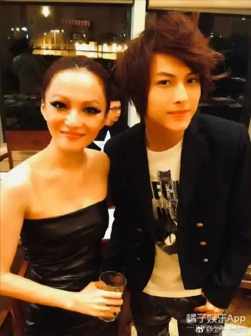 王子邱胜翊个人资料还记得棒棒堂组合的王子吗