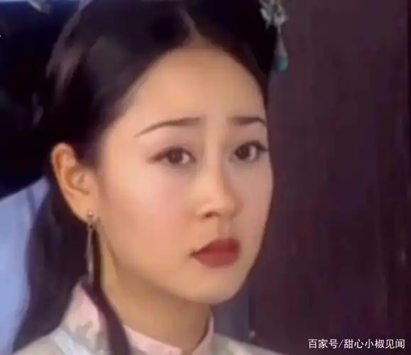 到了2000年,于佳卉因出演长篇古装剧《怀玉公主》里的成莹,而被内地