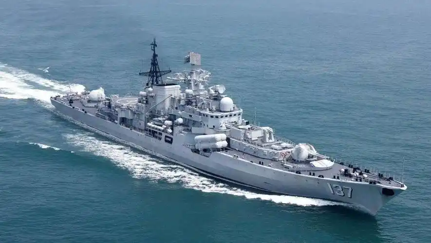 我军现代级驱逐舰图纸曾出错造成重大险情防空导弹差点自毁