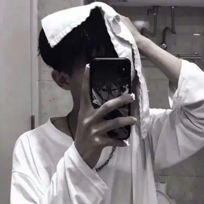 2022男生头像真人高冷遮脸不放肆不叫青春