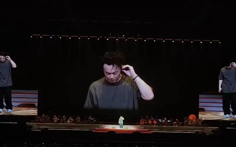 陈奕迅fnds演唱会厦门1.26encore《沙龙》