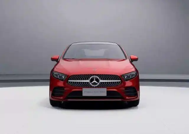 堪称最便宜的奔驰车,不足20万的起售价,真香!