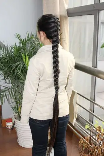 湘妹子谢艳林的美丽秀发 风采_中国长发